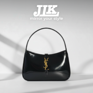 Le 5 à 7 in Patent Leather .